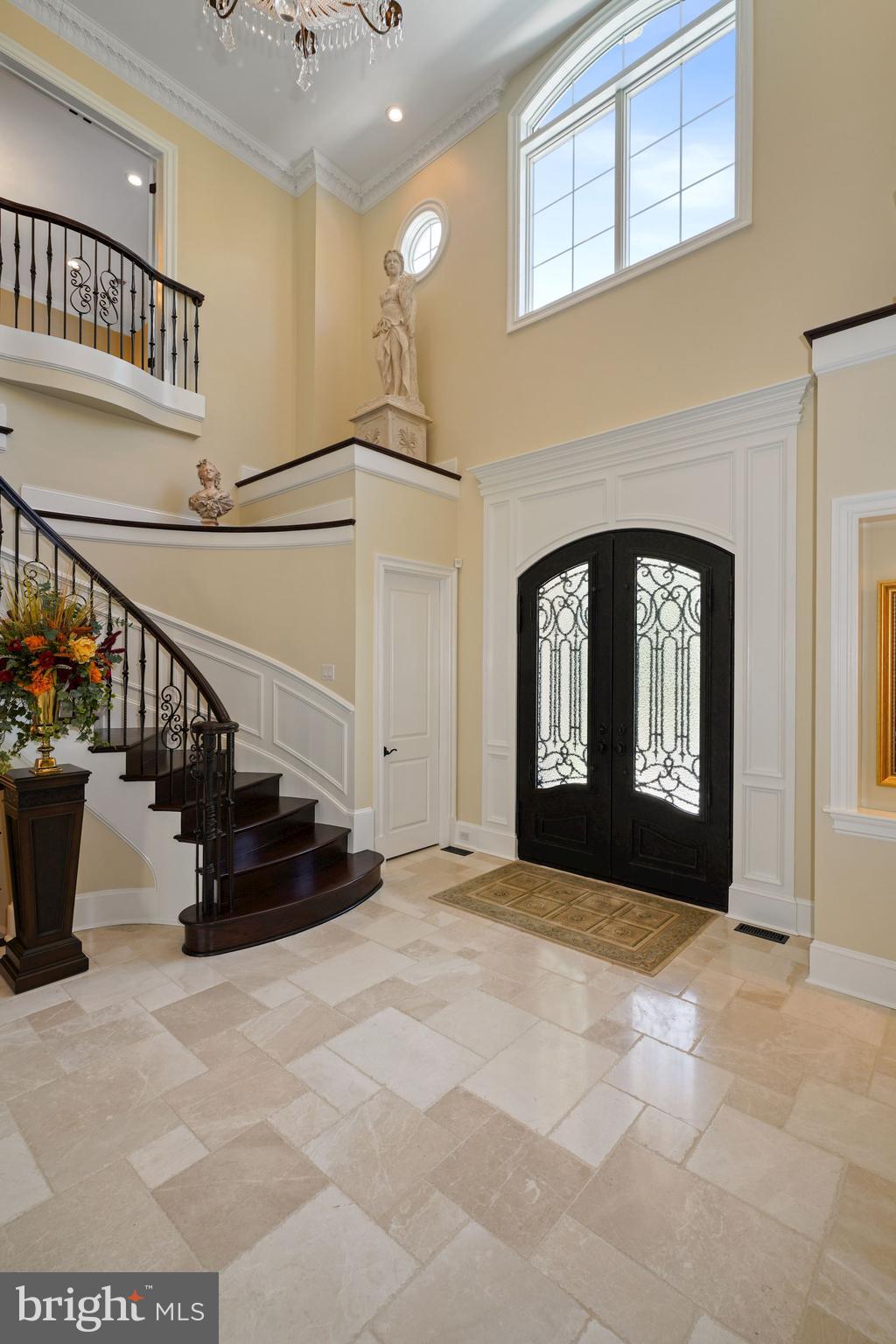 ESTATES @ CREIGHTON FARM - Residential