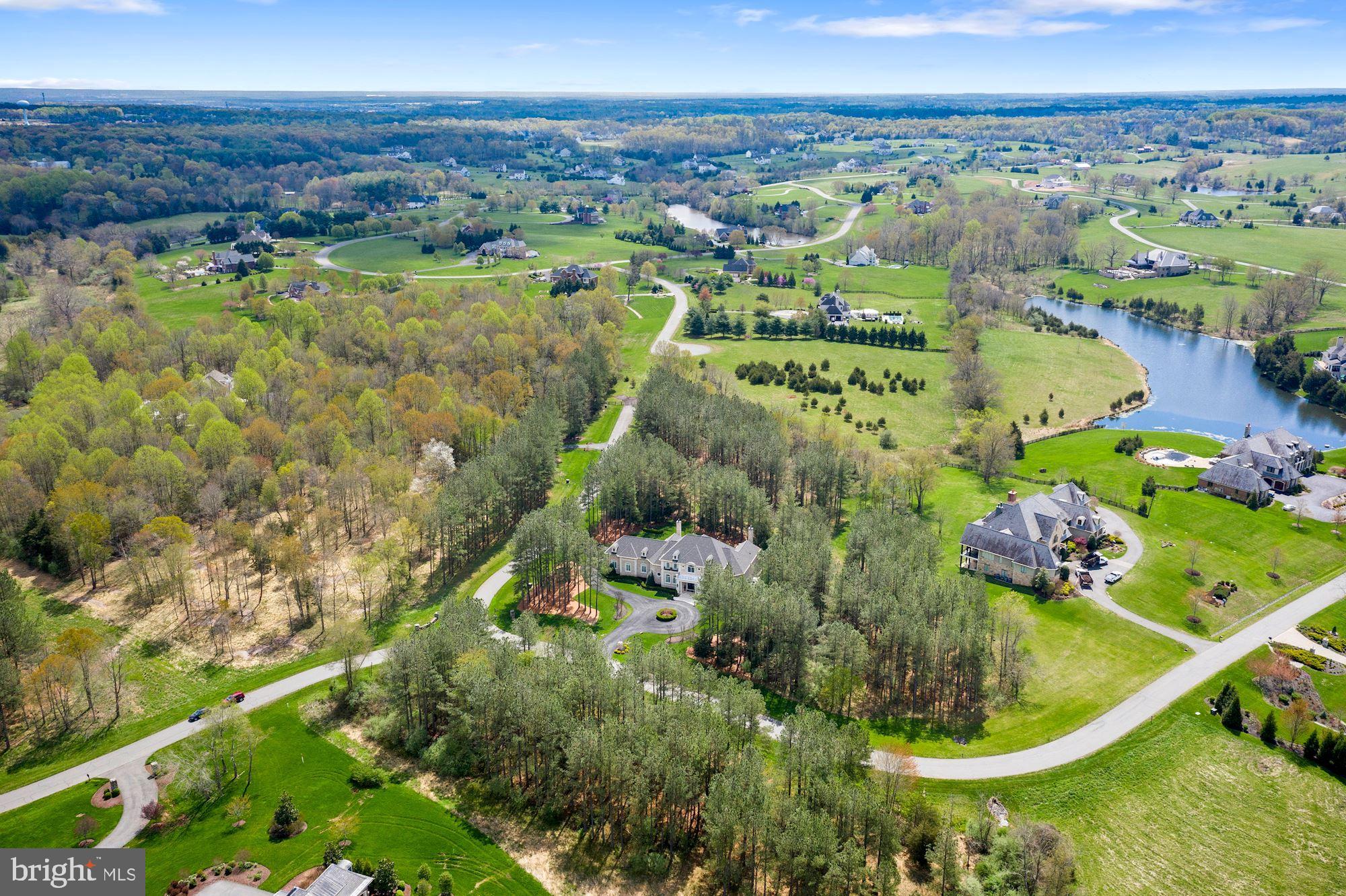 ESTATES @ CREIGHTON FARM - Residential