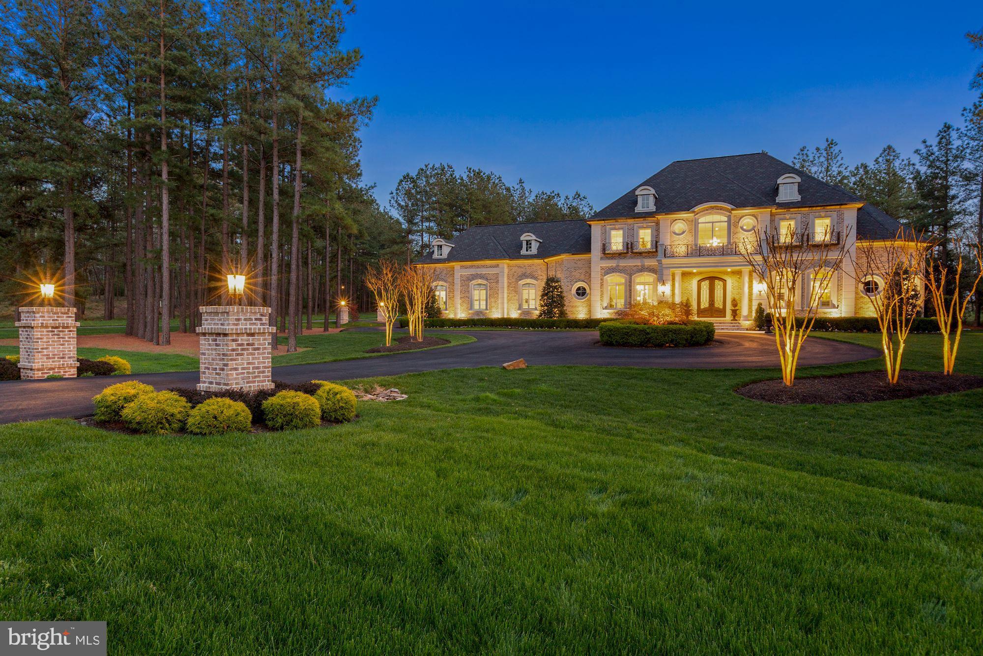 ESTATES @ CREIGHTON FARM - Residential