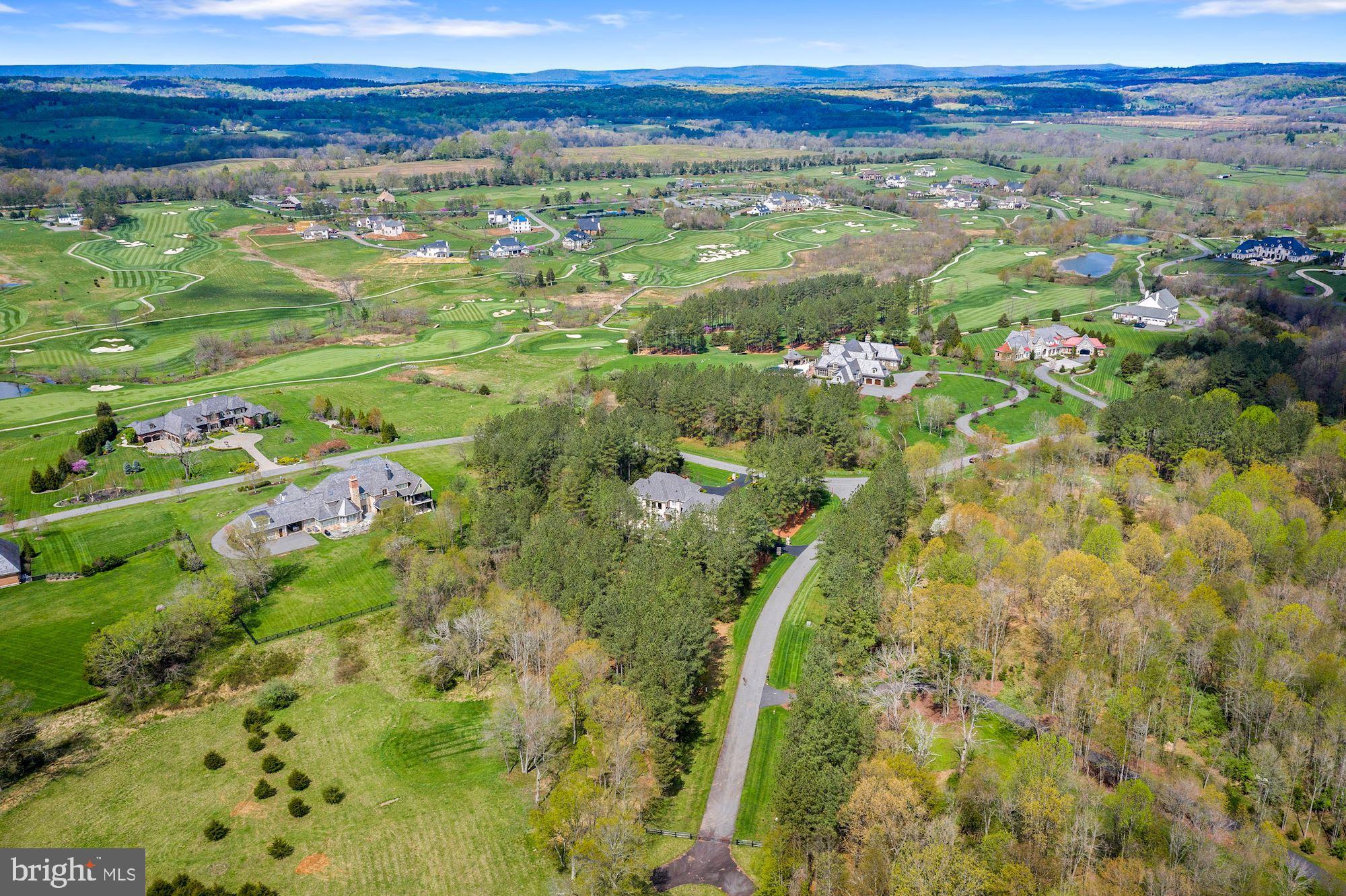 ESTATES @ CREIGHTON FARM - Residential