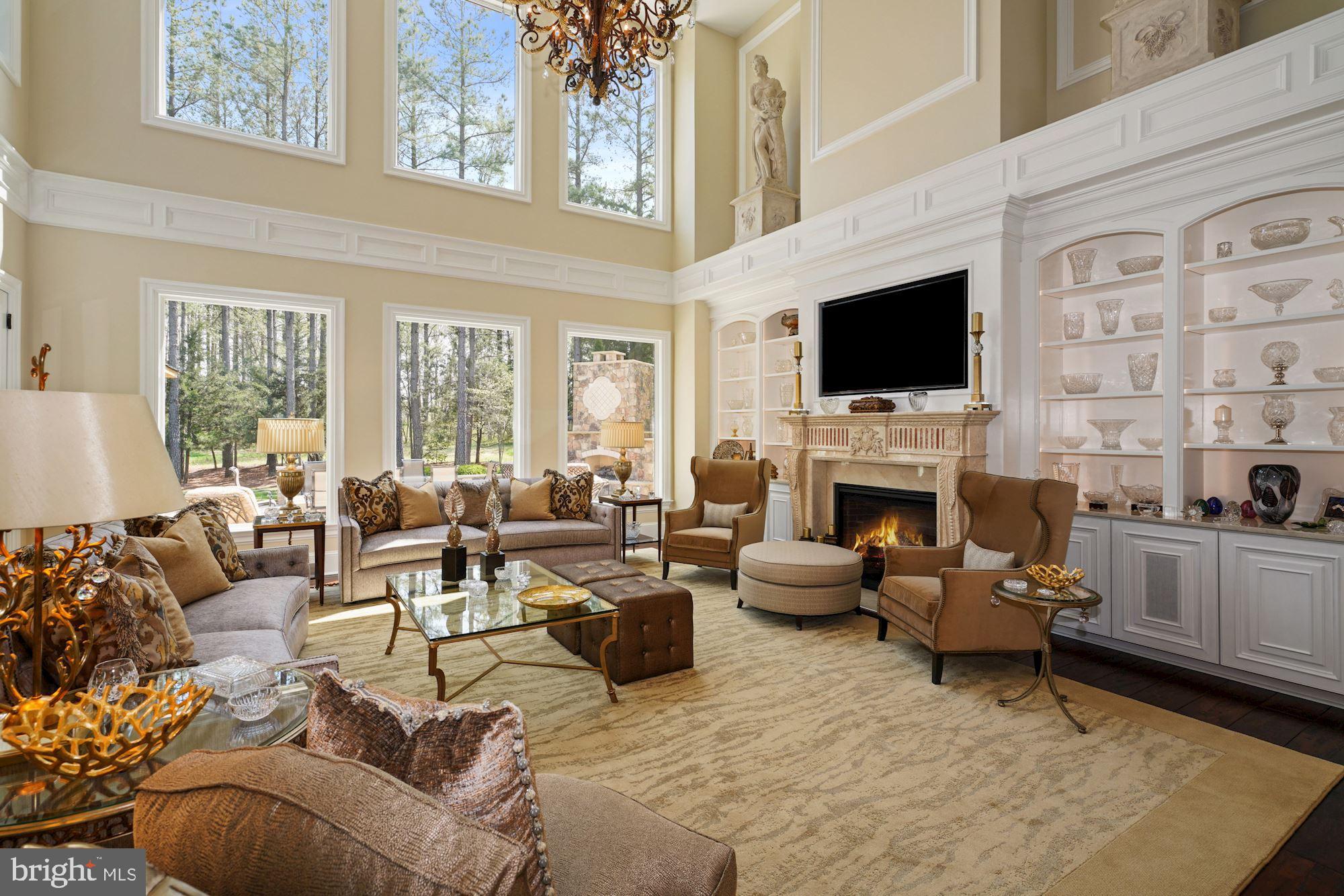 ESTATES @ CREIGHTON FARM - Residential