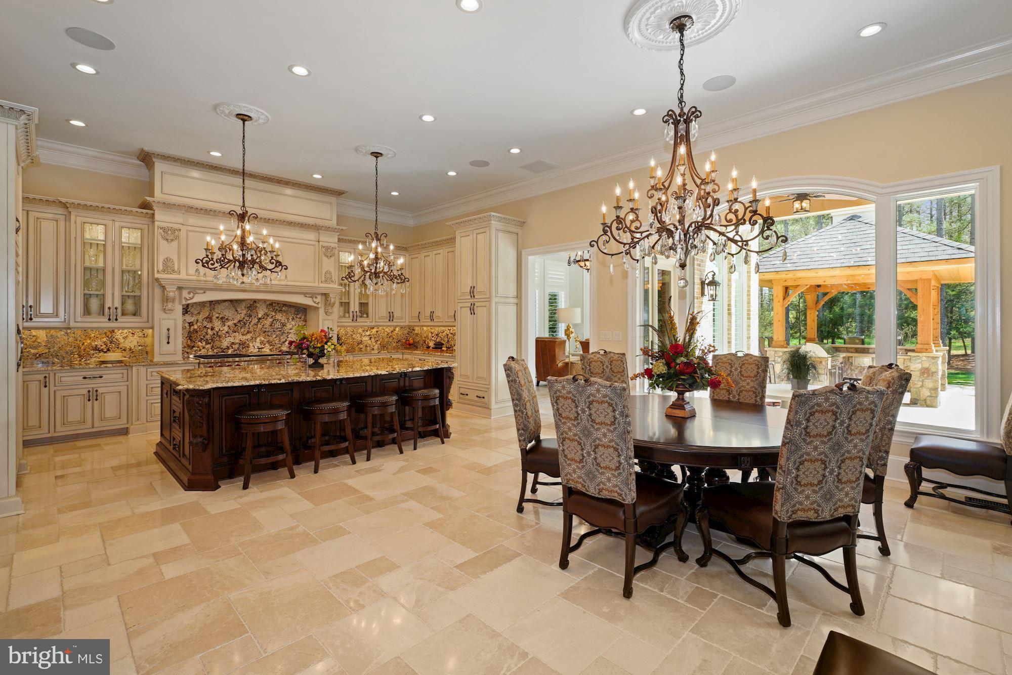 ESTATES @ CREIGHTON FARM - Residential