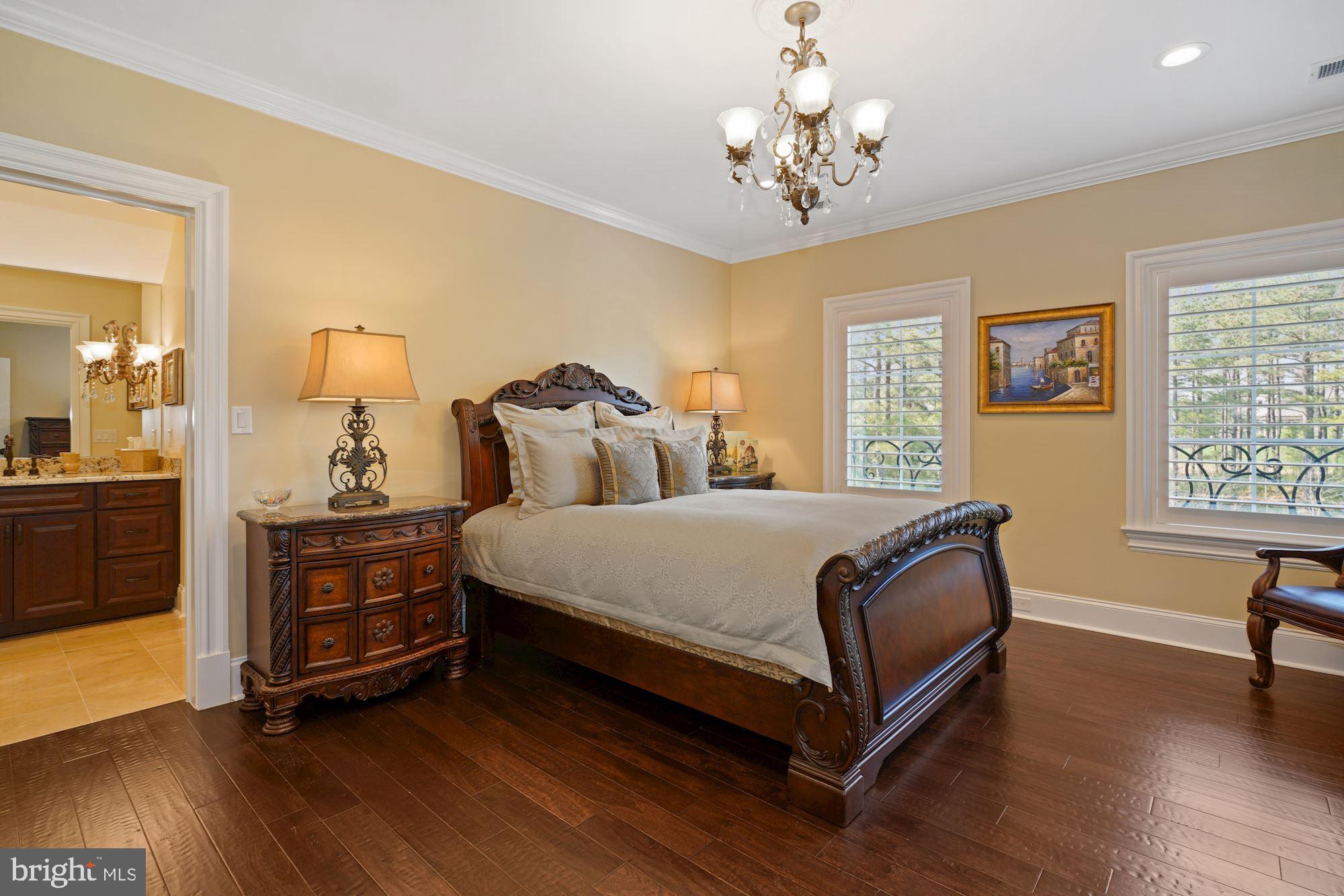 ESTATES @ CREIGHTON FARM - Residential