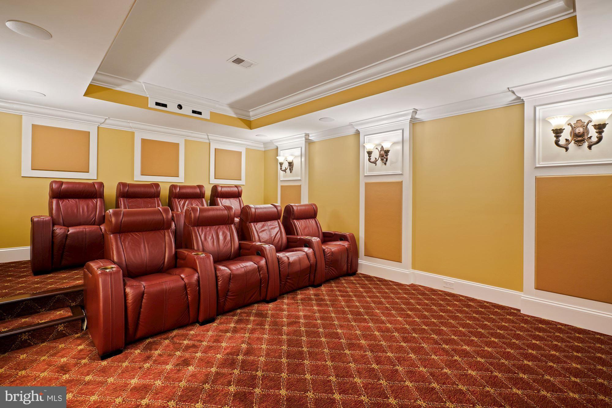 ESTATES @ CREIGHTON FARM - Residential