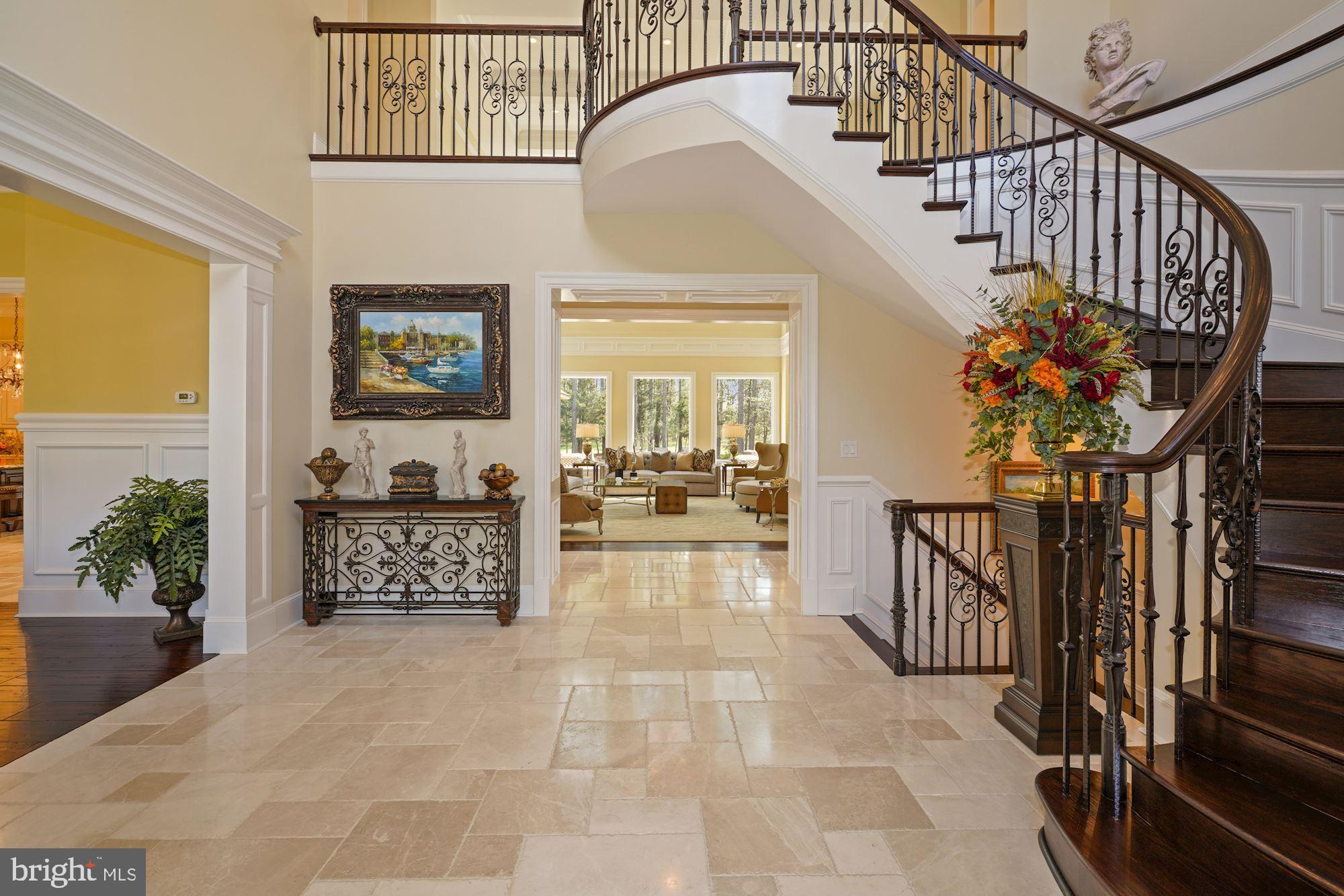 ESTATES @ CREIGHTON FARM - Residential