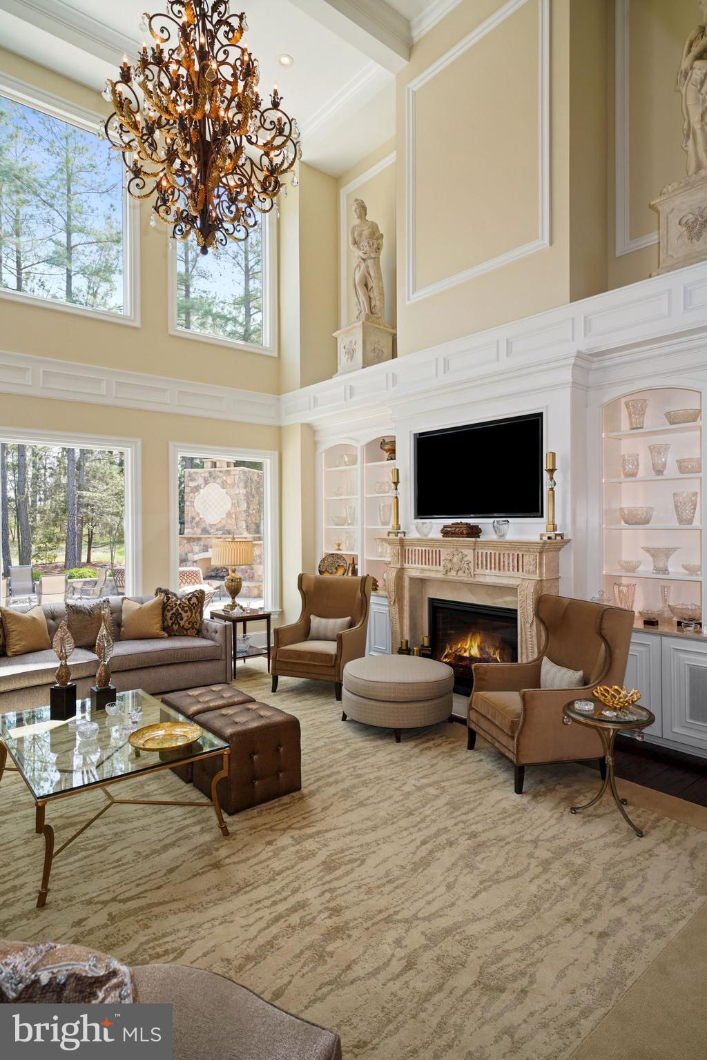 ESTATES @ CREIGHTON FARM - Residential