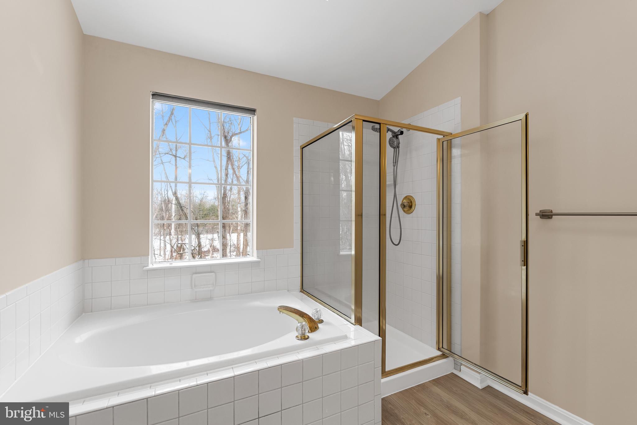 CHRISTIE ESTATES - Residential