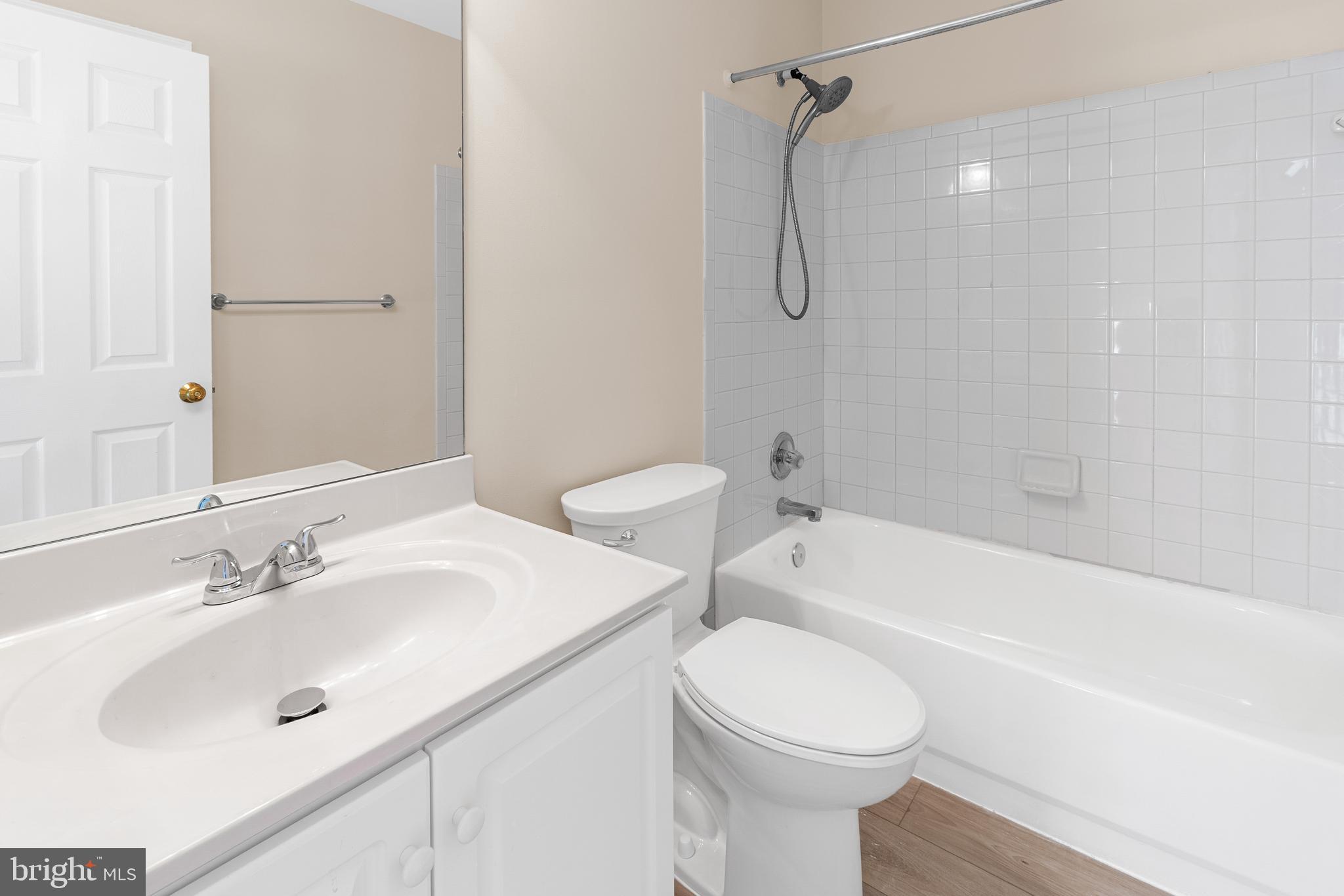 CHRISTIE ESTATES - Residential