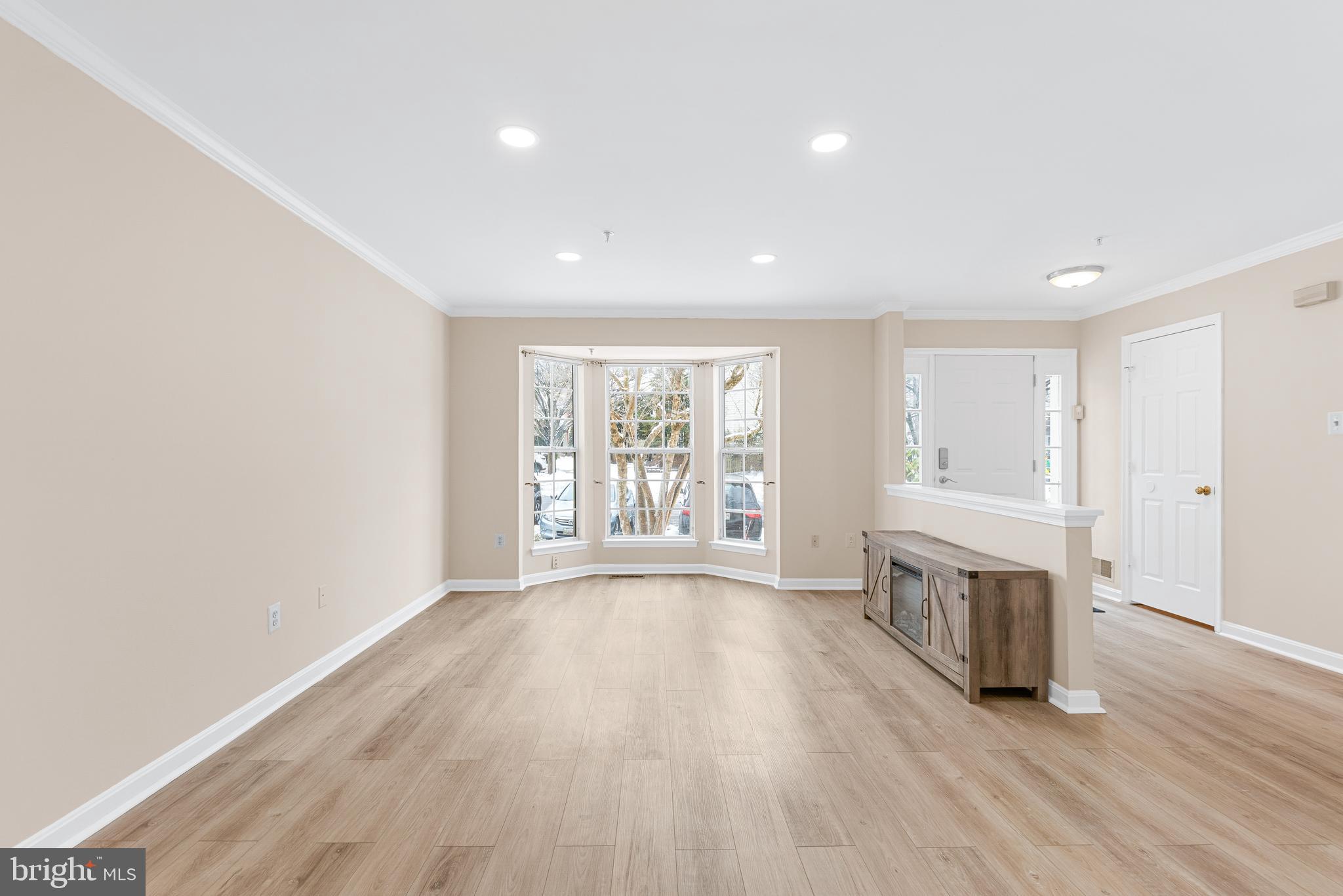 CHRISTIE ESTATES - Residential