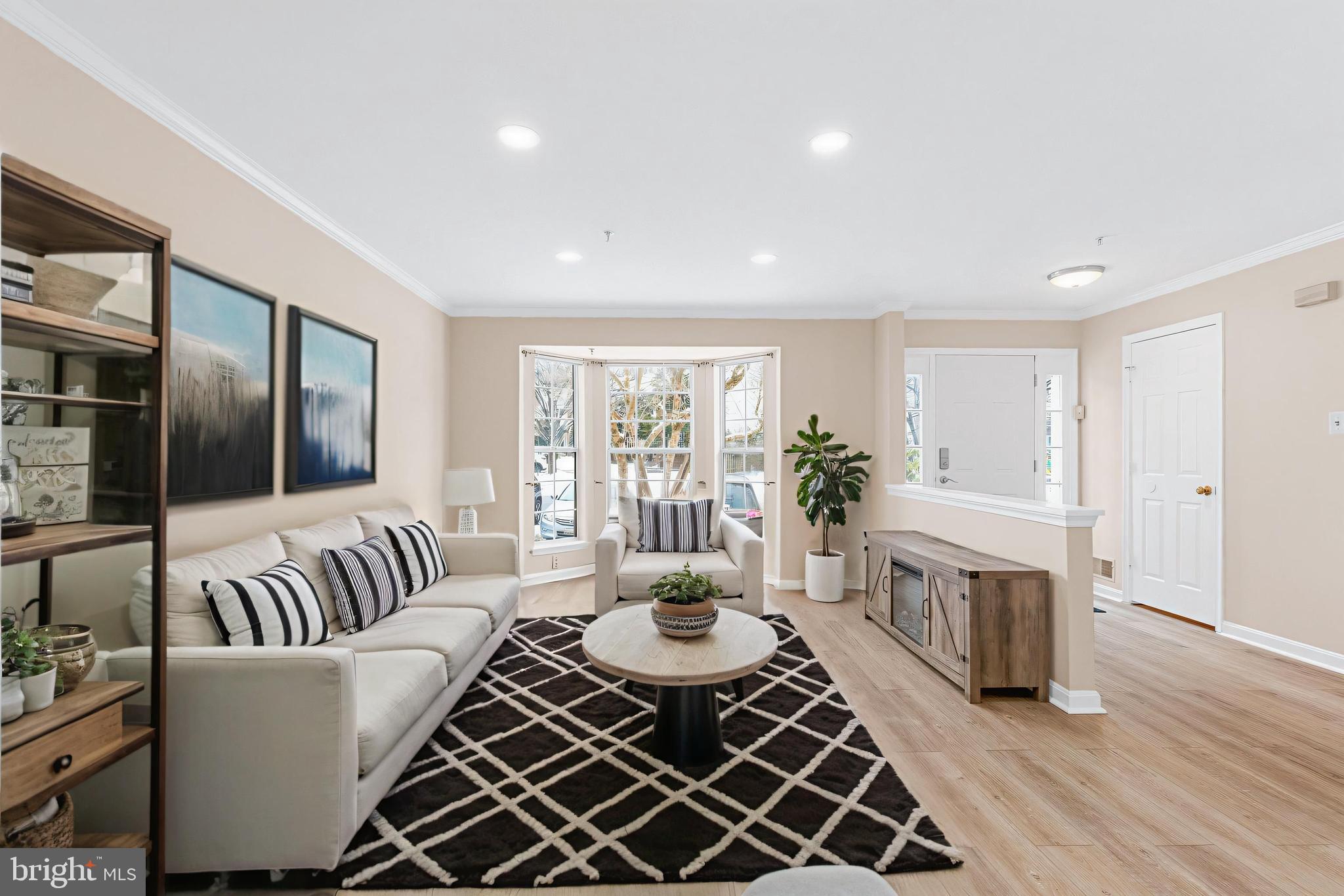 CHRISTIE ESTATES - Residential