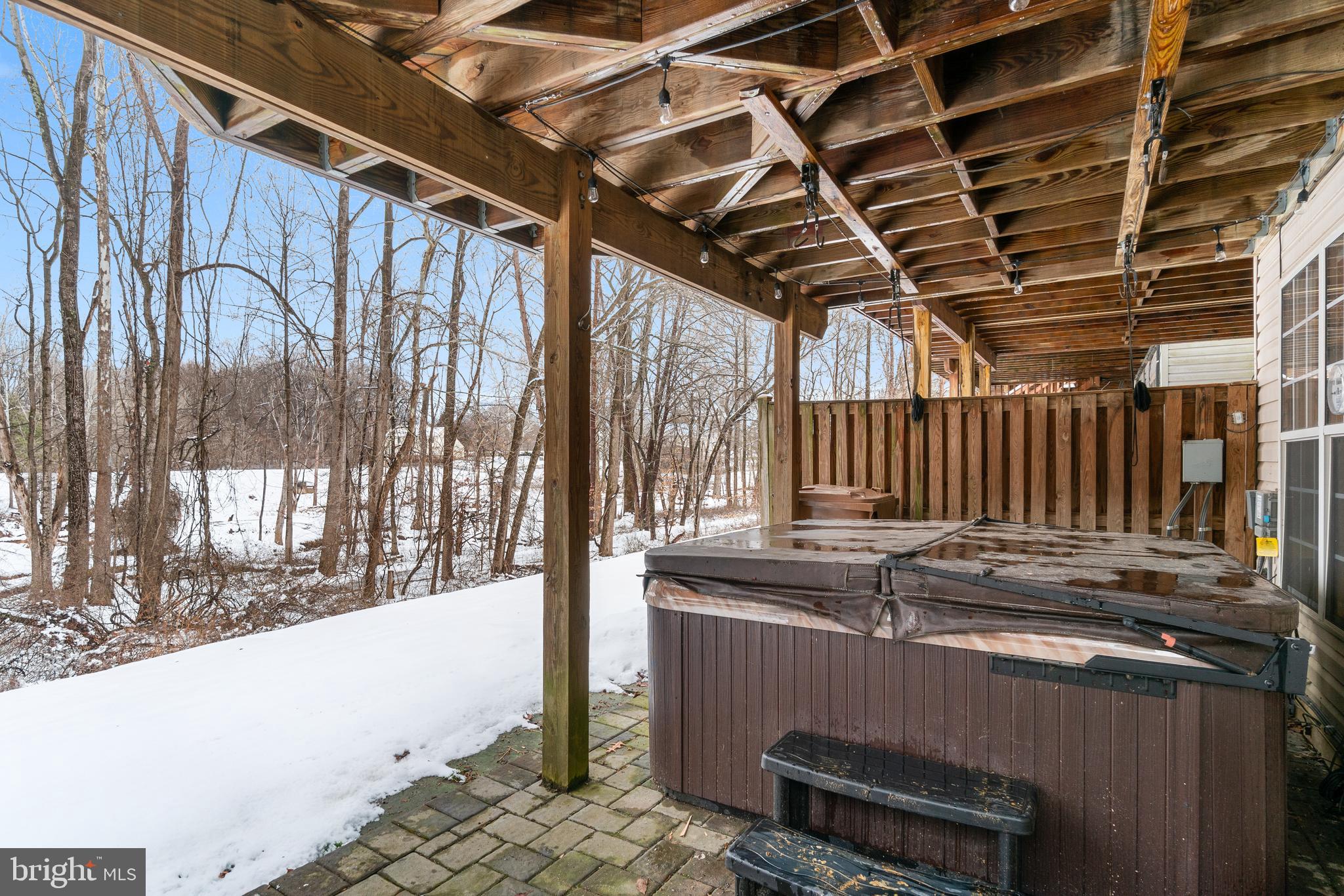 CHRISTIE ESTATES - Residential