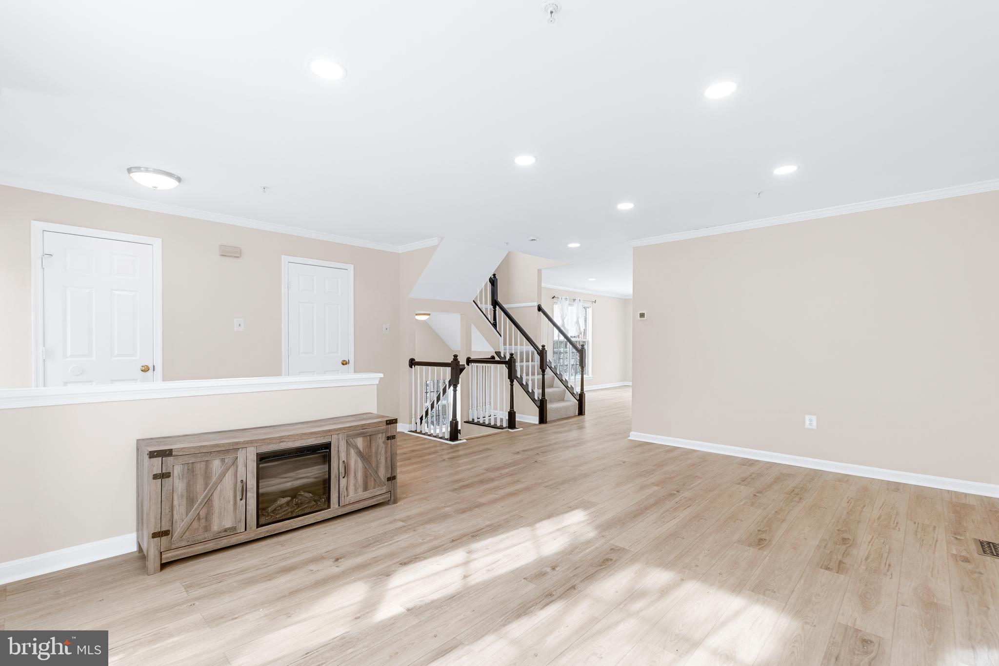 CHRISTIE ESTATES - Residential