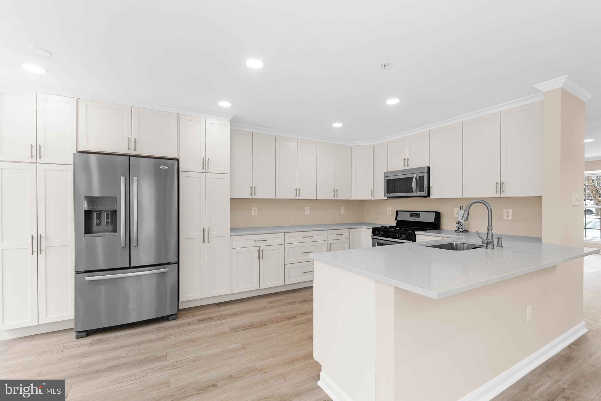 CHRISTIE ESTATES - Residential