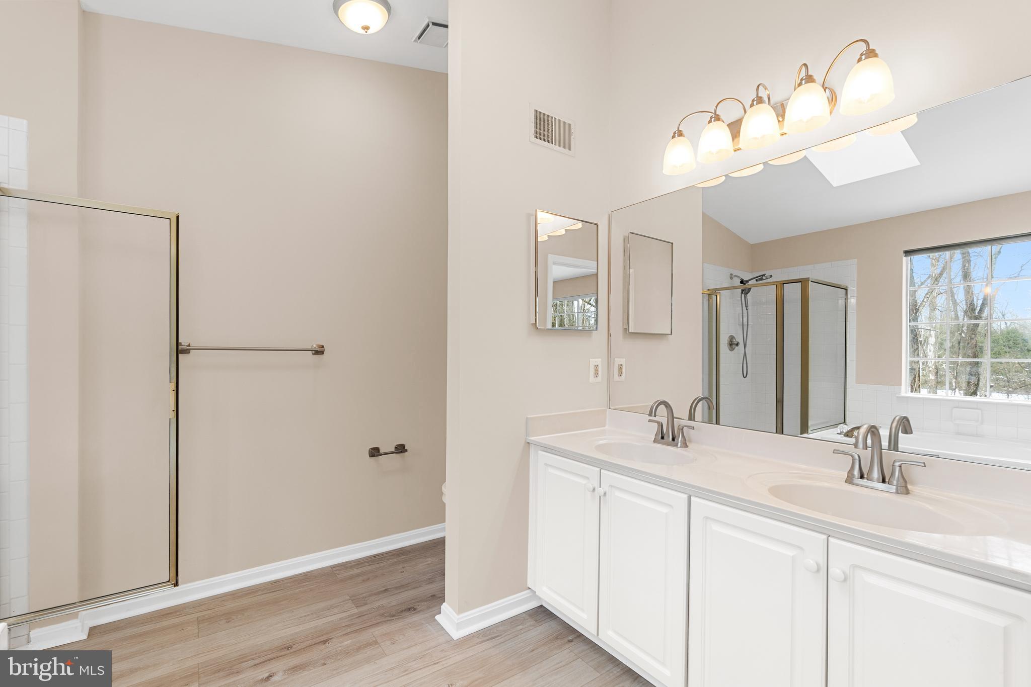 CHRISTIE ESTATES - Residential