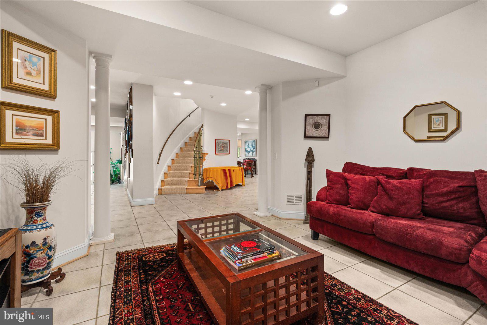 OAK HILL ESTATES - Residential