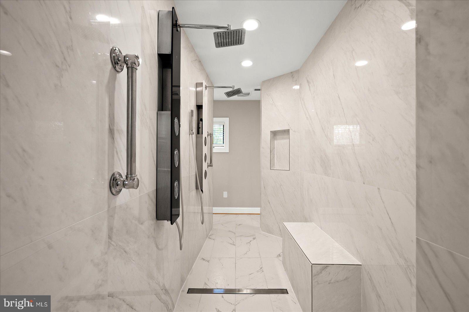 OAK HILL ESTATES - Residential