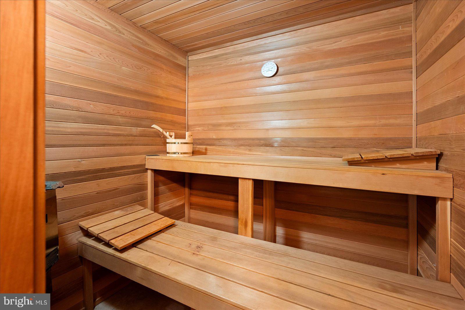 OAK HILL ESTATES - Residential