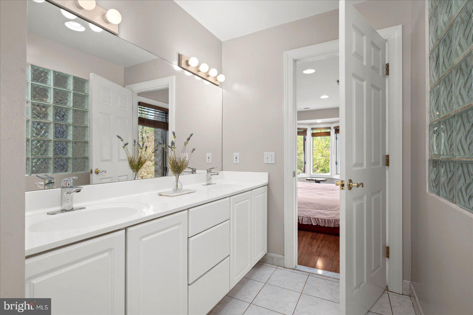 OAK HILL ESTATES - Residential