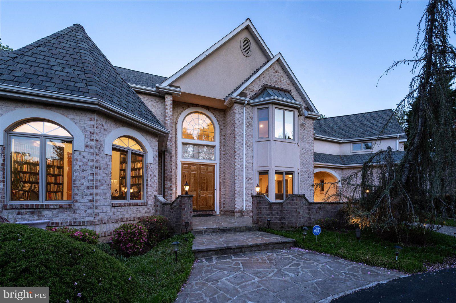 OAK HILL ESTATES - Residential