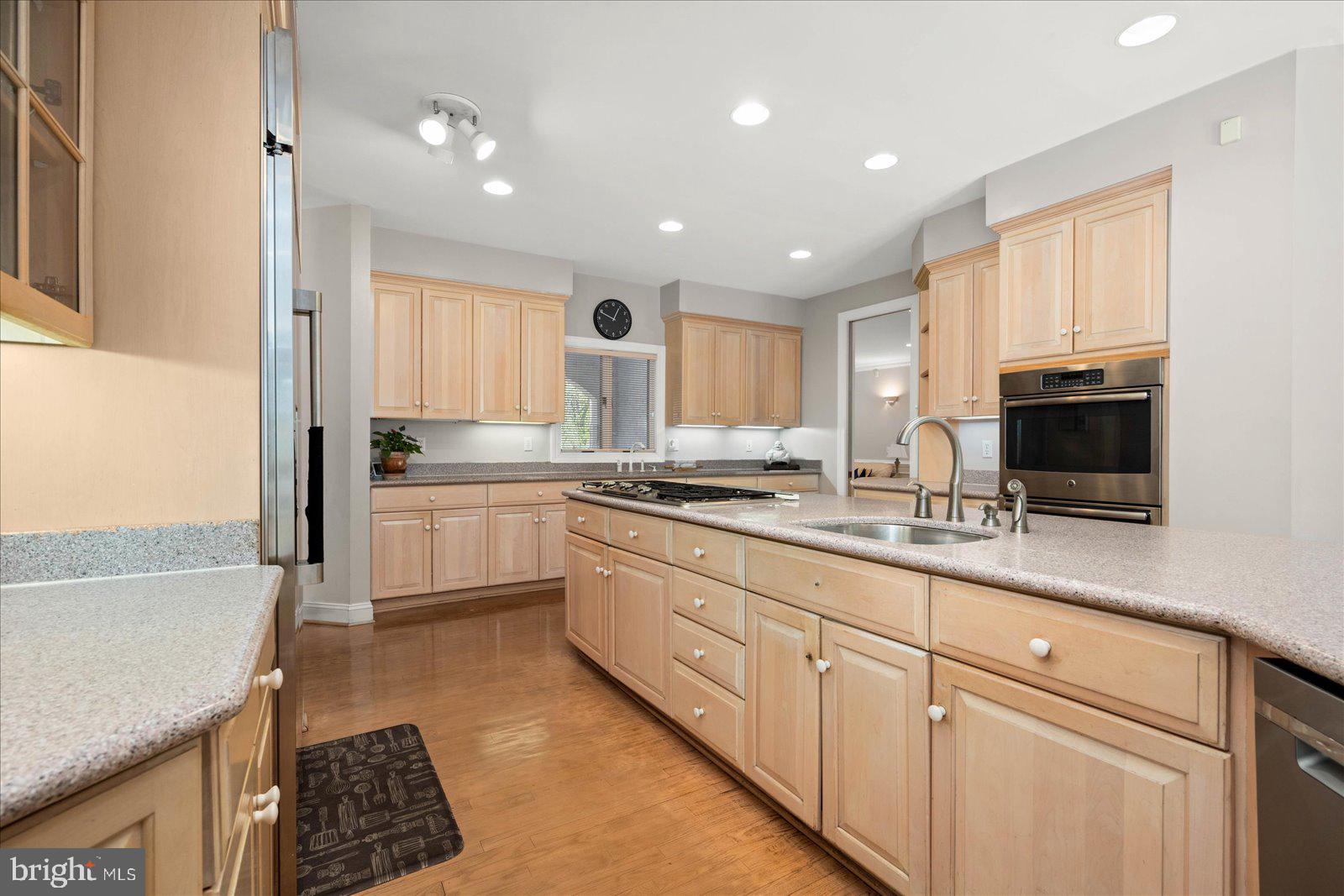 OAK HILL ESTATES - Residential