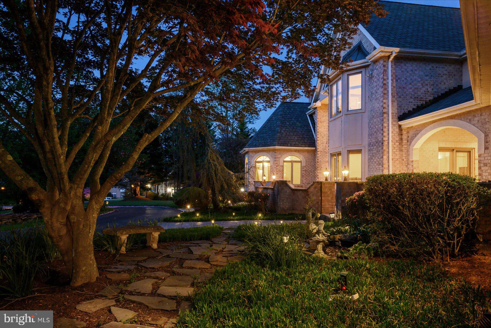 OAK HILL ESTATES - Residential