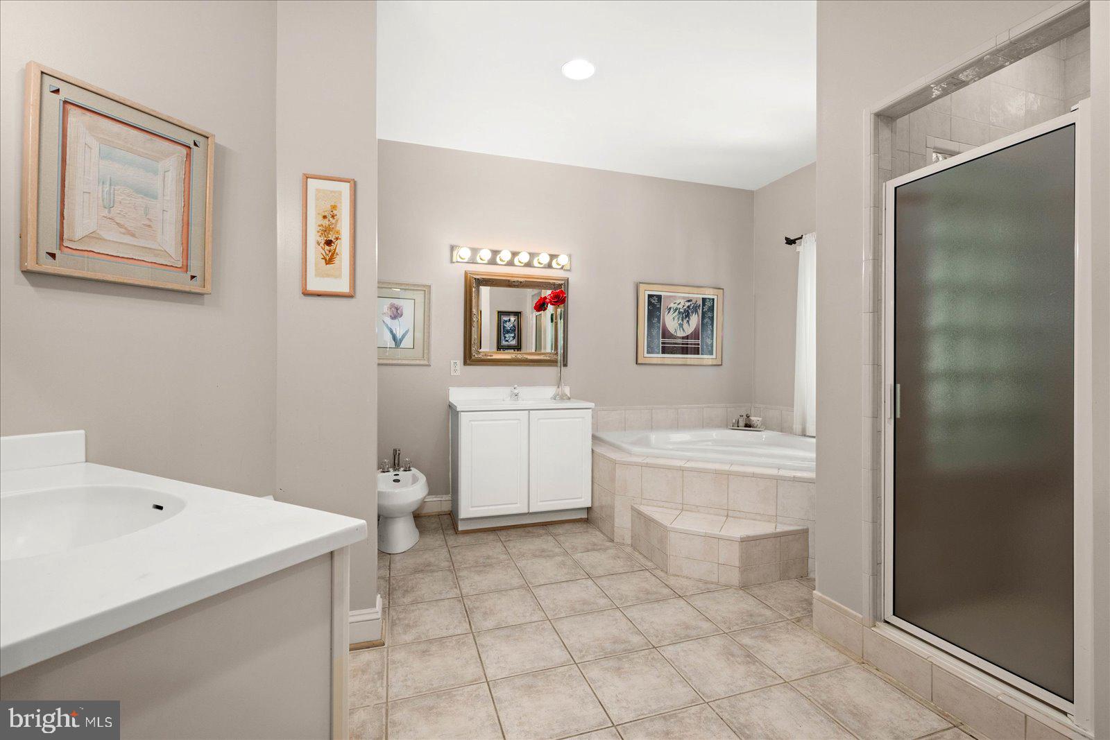 OAK HILL ESTATES - Residential