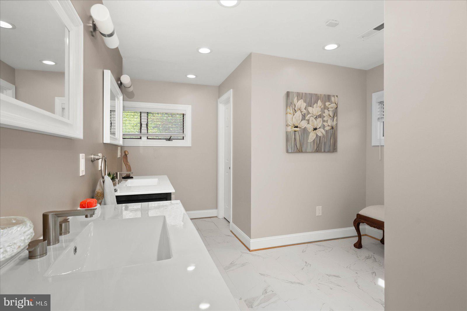 OAK HILL ESTATES - Residential