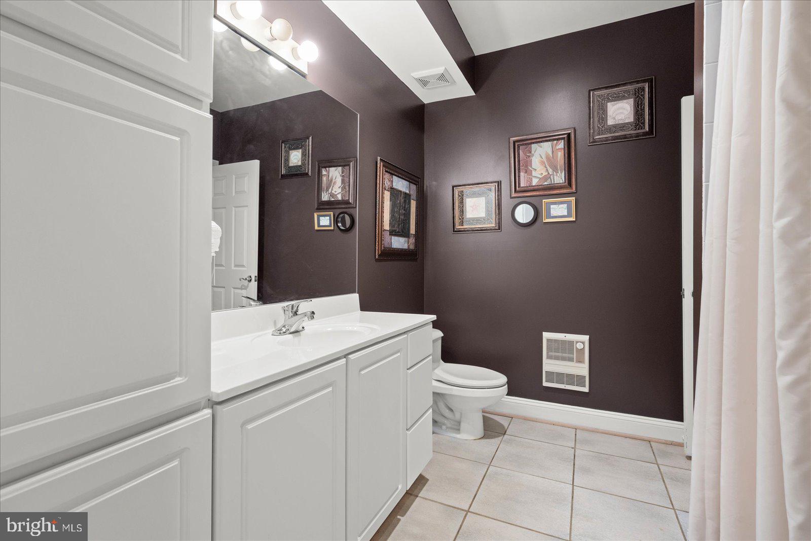 OAK HILL ESTATES - Residential