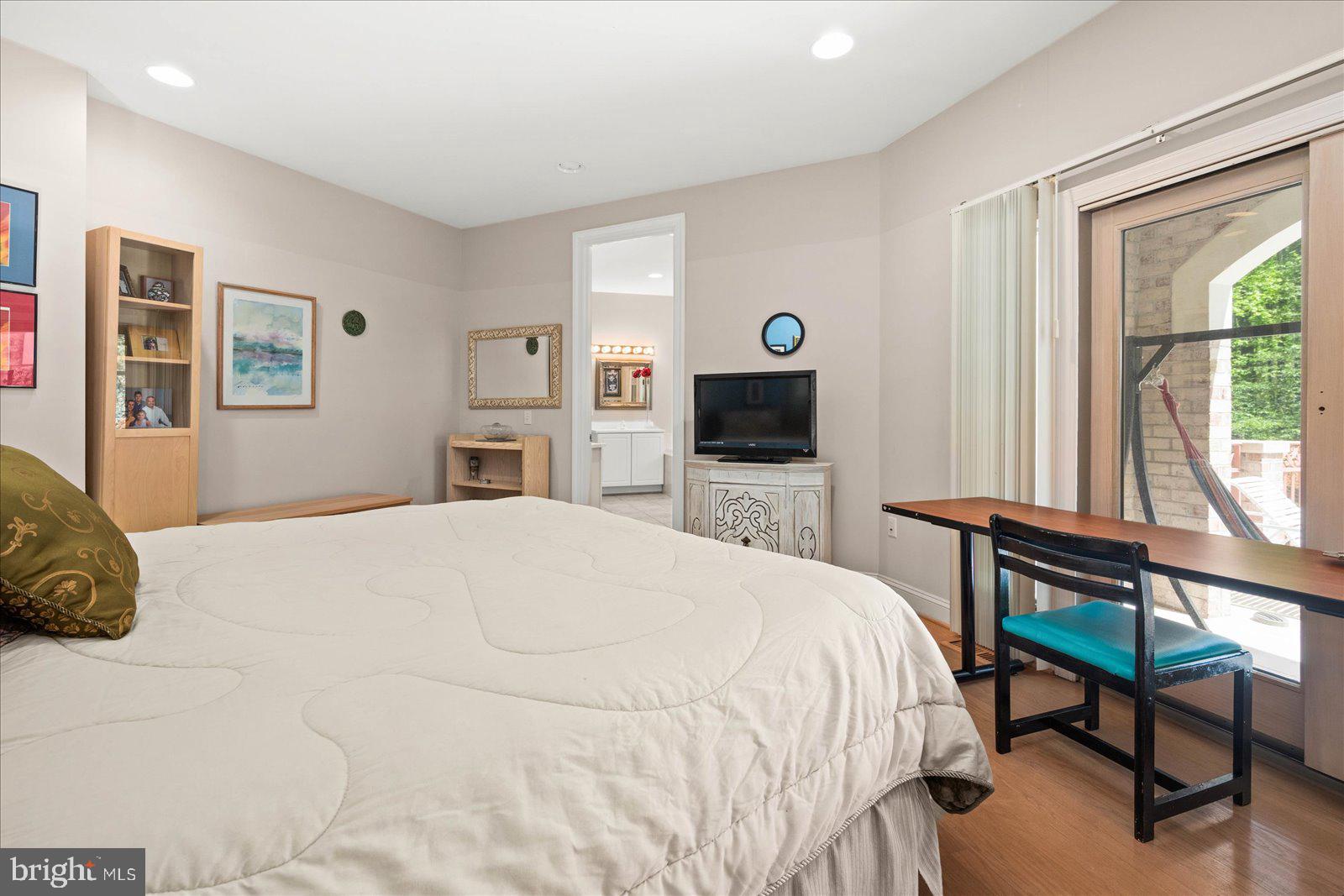 OAK HILL ESTATES - Residential