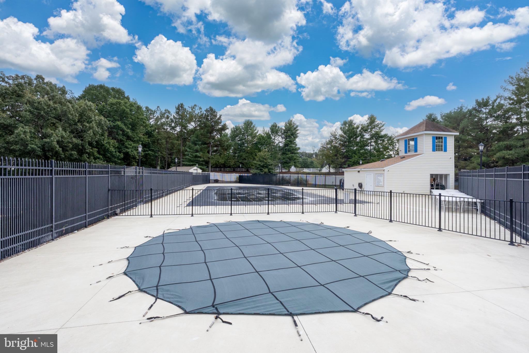 HOLLEYBROOKE - Residential