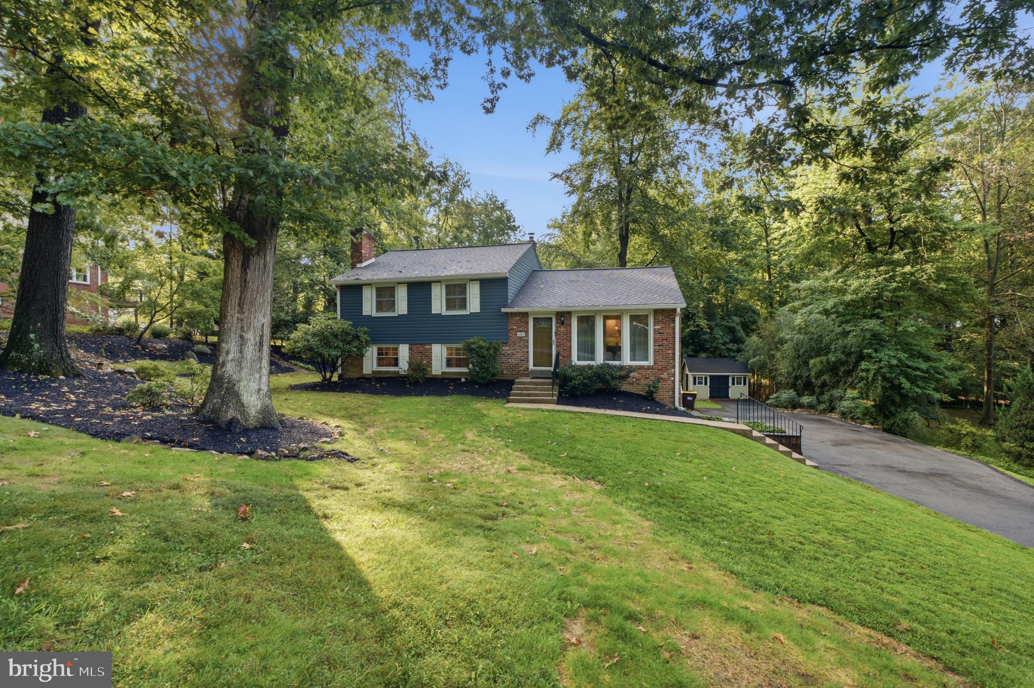 687 BROOKWOOD ROAD