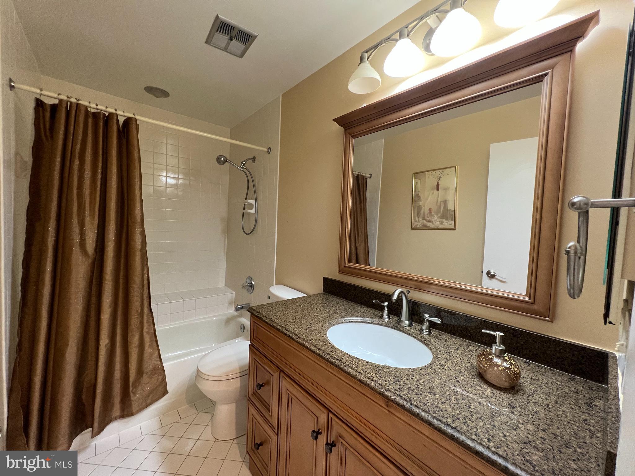 THE FALLS GARDEN - Residential Lease