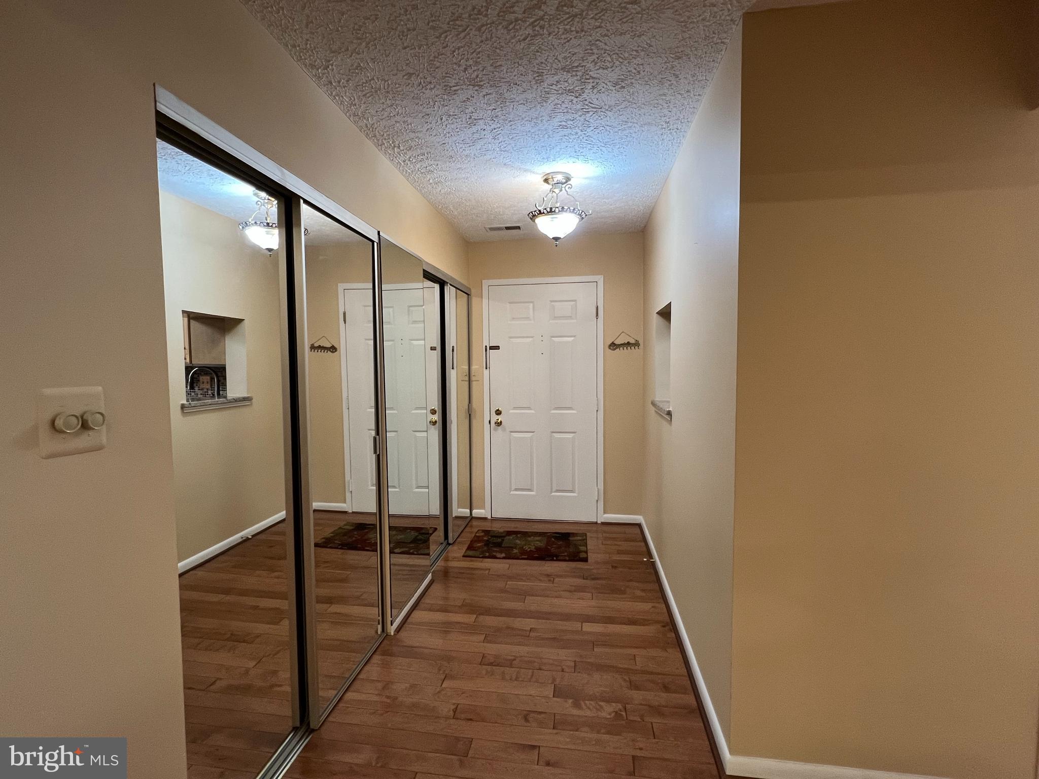 THE FALLS GARDEN - Residential Lease