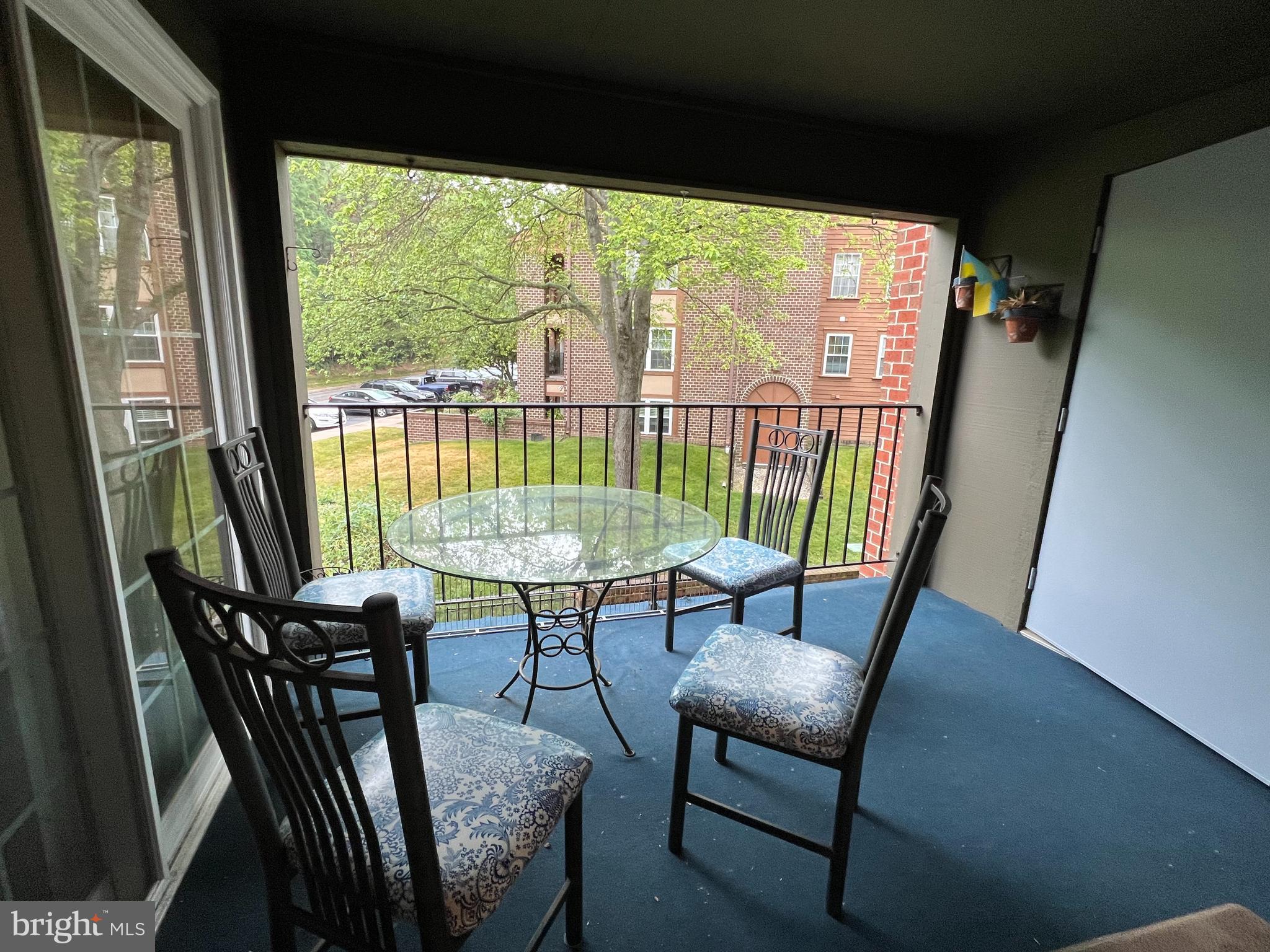 THE FALLS GARDEN - Residential Lease