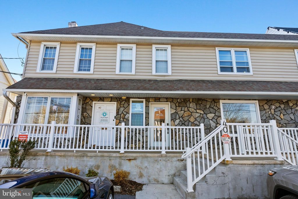 Photo of 40 Darby Road, PAOLI, PA 19301 (MLS # PACT2097566)