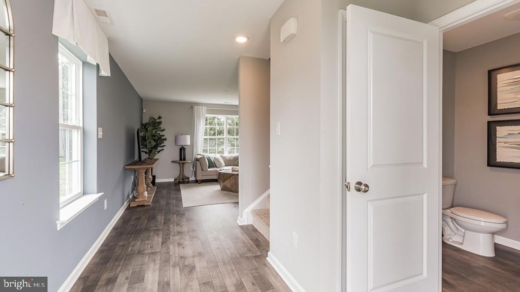 Photo of 325 Grantway Drive, YORK, PA 17404 (MLS # PAYK2095346)