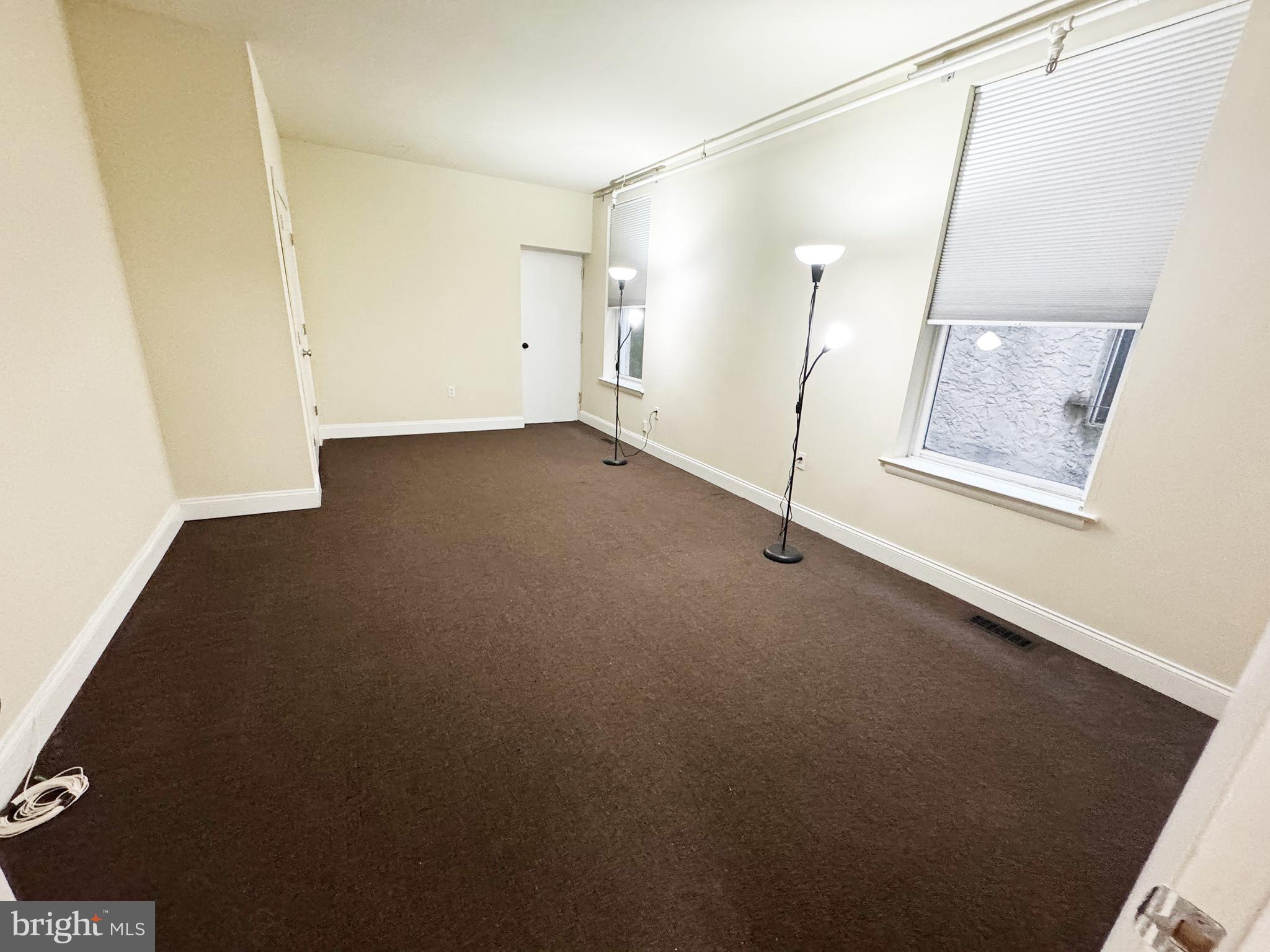 GRADUATE HOSPITAL - Residential Lease