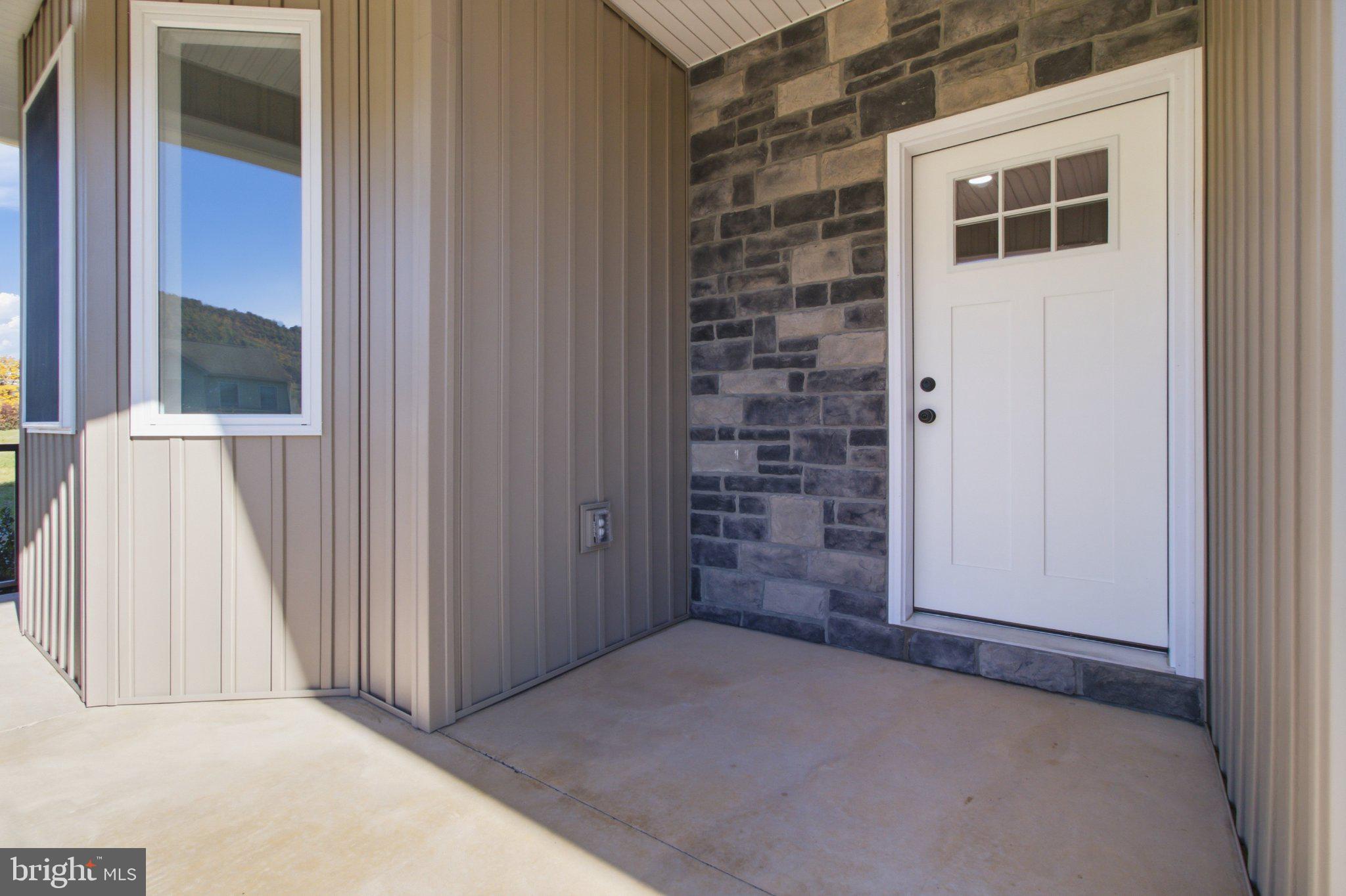 322 MEADOW FLOWER CIRCLE