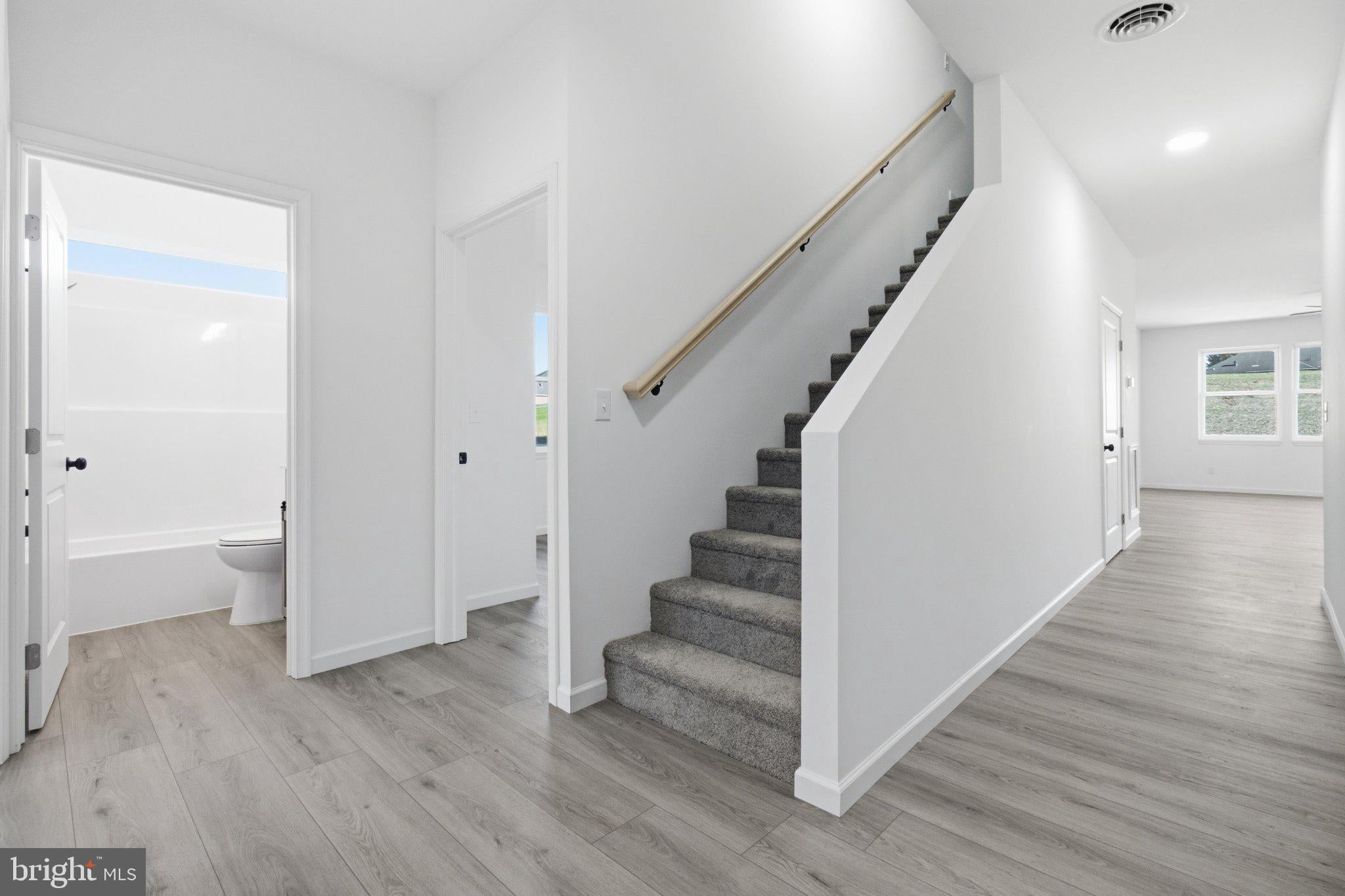 322 MEADOW FLOWER CIRCLE