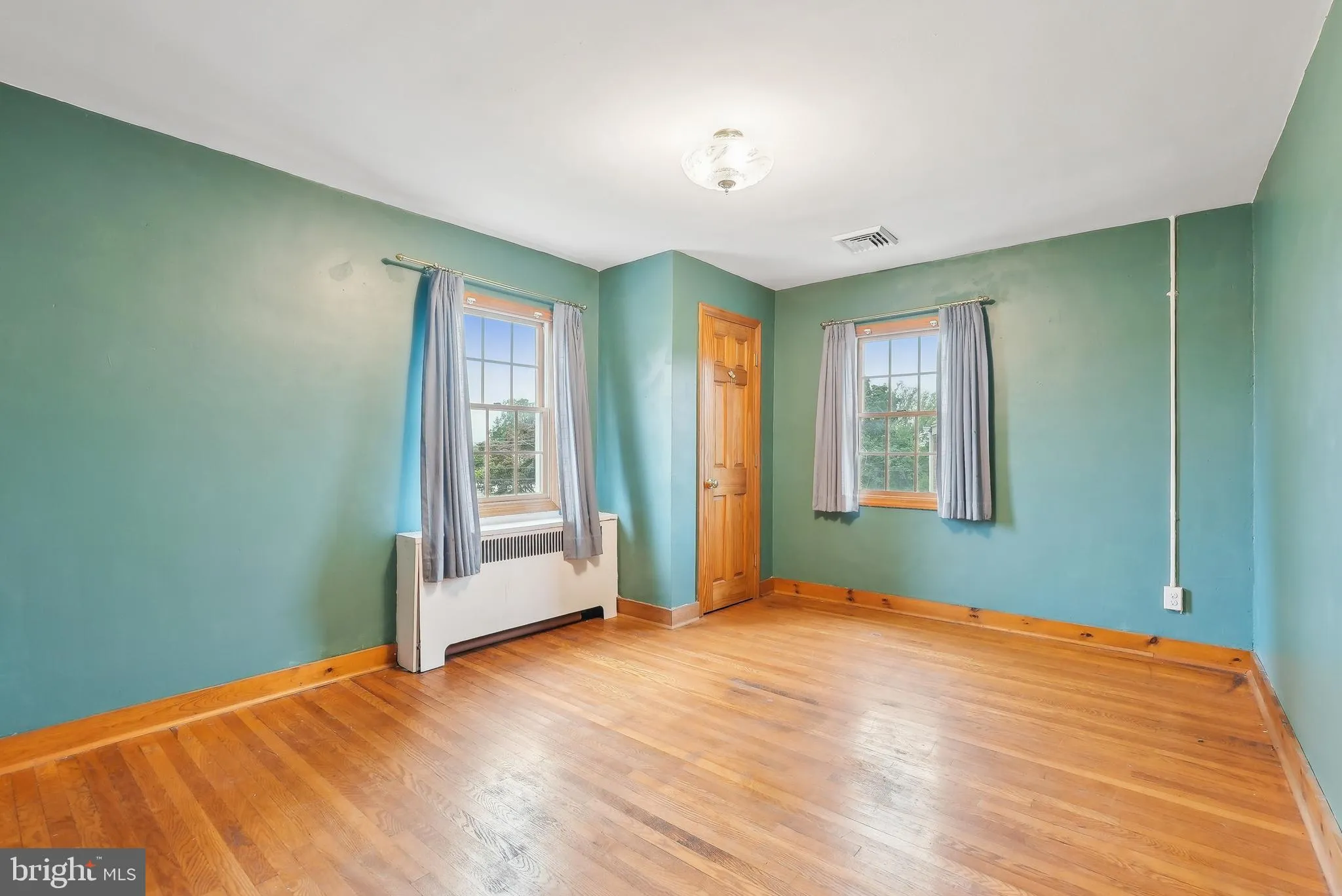 Norristown, Pennsylvania 19401, United States, 4 Bedrooms Bedrooms, ,2 BathroomsBathrooms,Residential,Active,138275