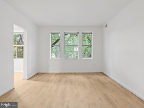 1801 KEY BOULEVARD 10501 ARLINGTON VA 22201