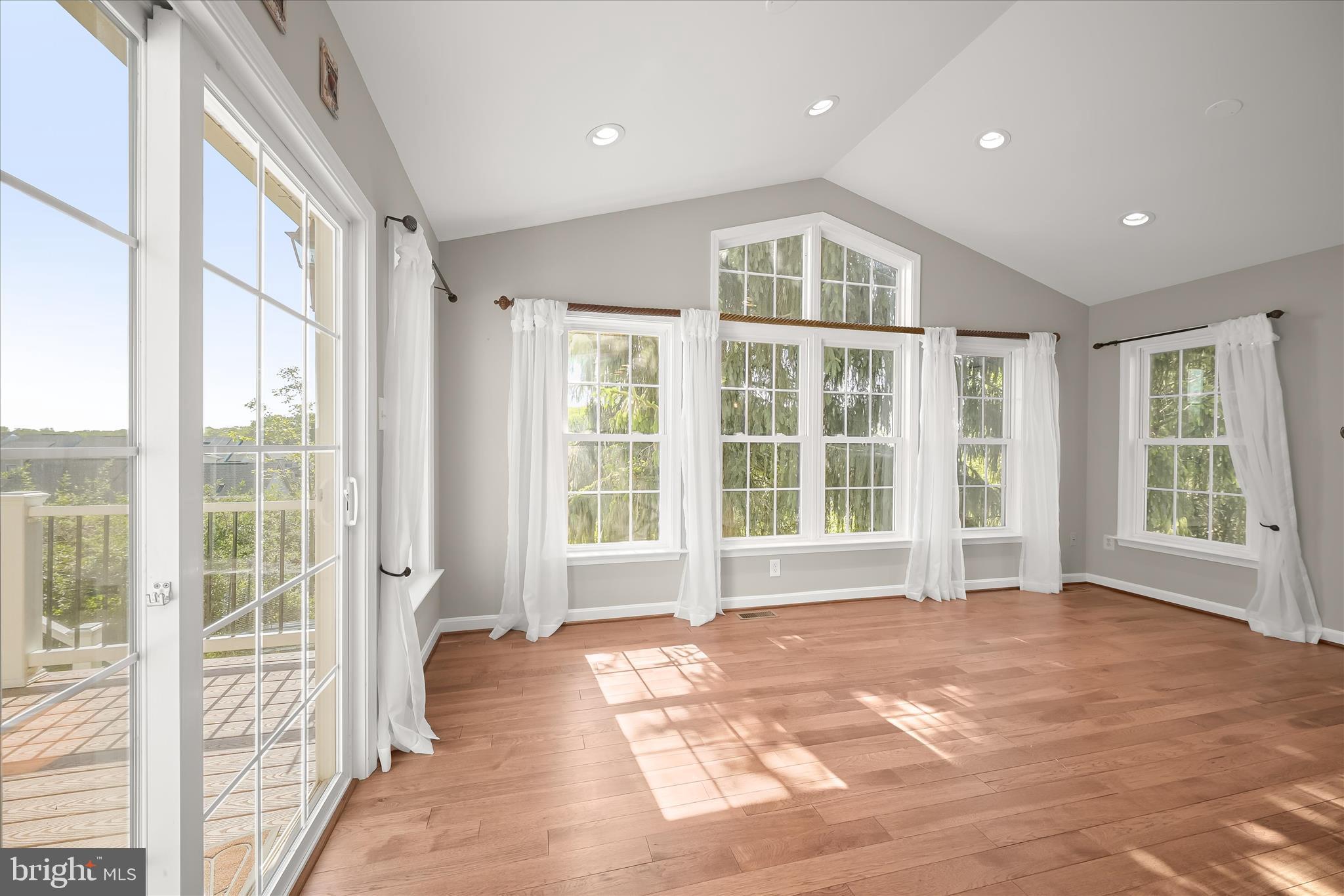 VILLAGE OF RIVER HILL - Residential