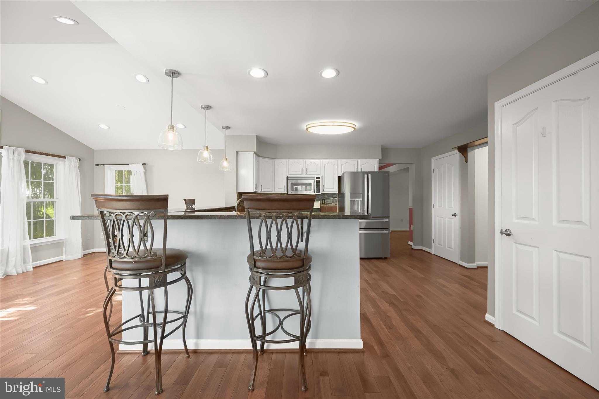 VILLAGE OF RIVER HILL - Residential