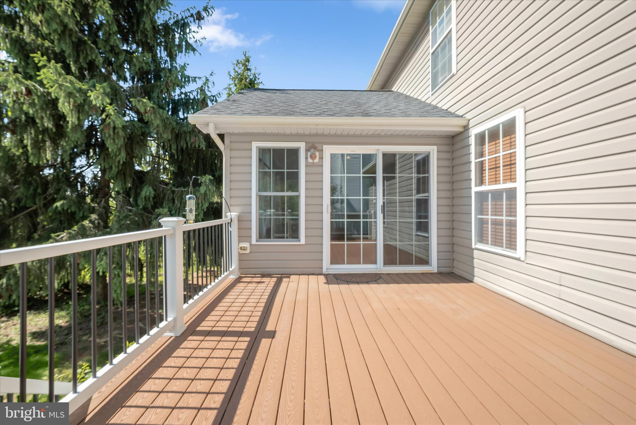 VILLAGE OF RIVER HILL - Residential