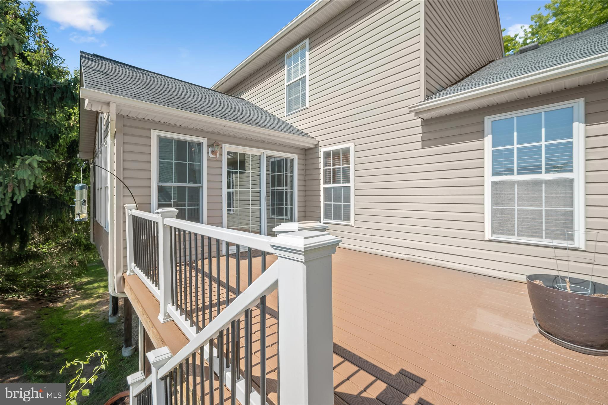 VILLAGE OF RIVER HILL - Residential