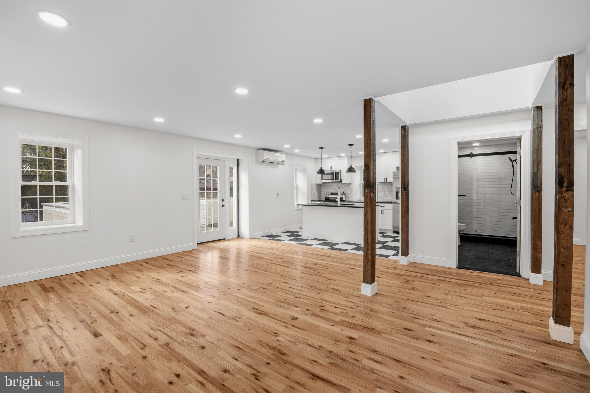 GERMANTOWN - Residential Lease