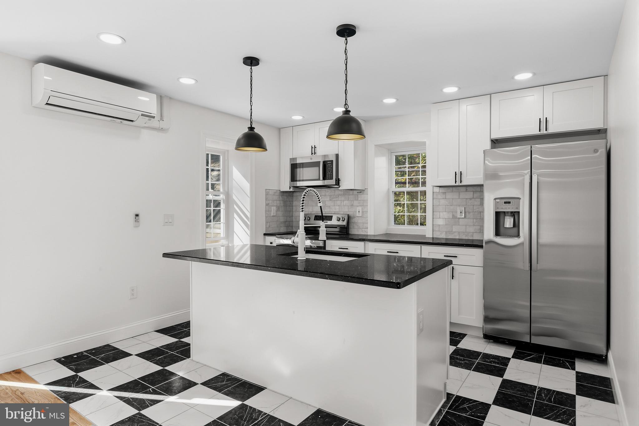 GERMANTOWN - Residential Lease