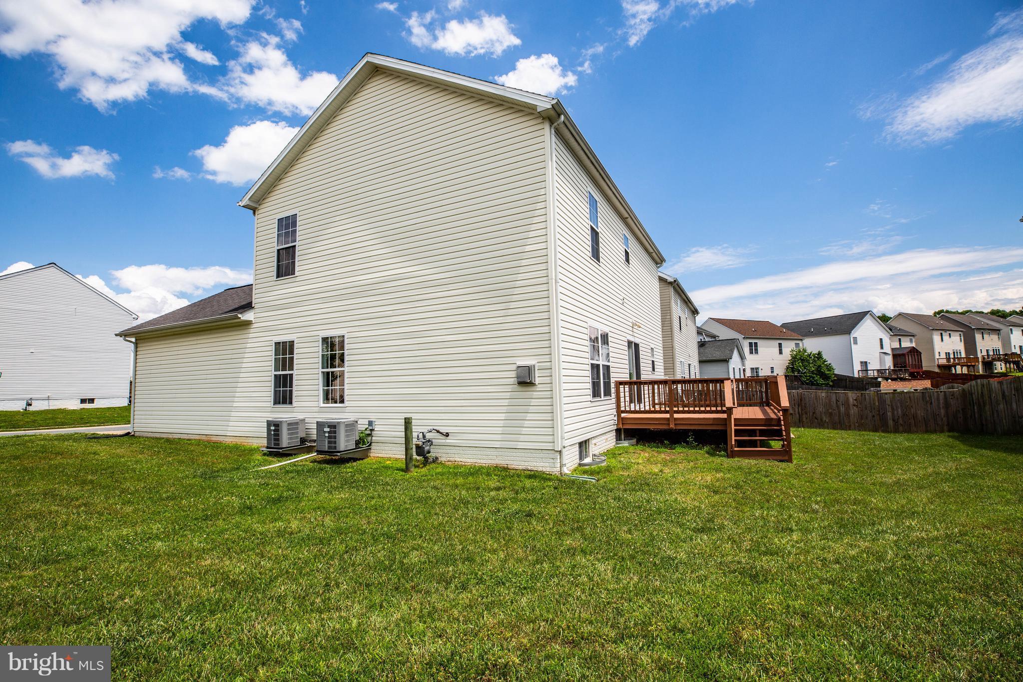 WIDEWATER VILLAGE - Residential Lease