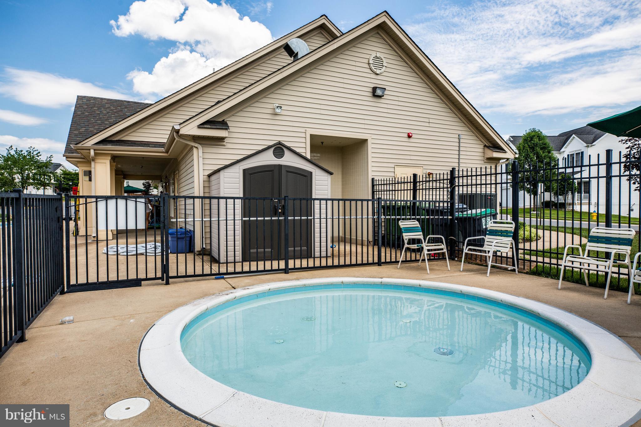 WIDEWATER VILLAGE - Residential Lease