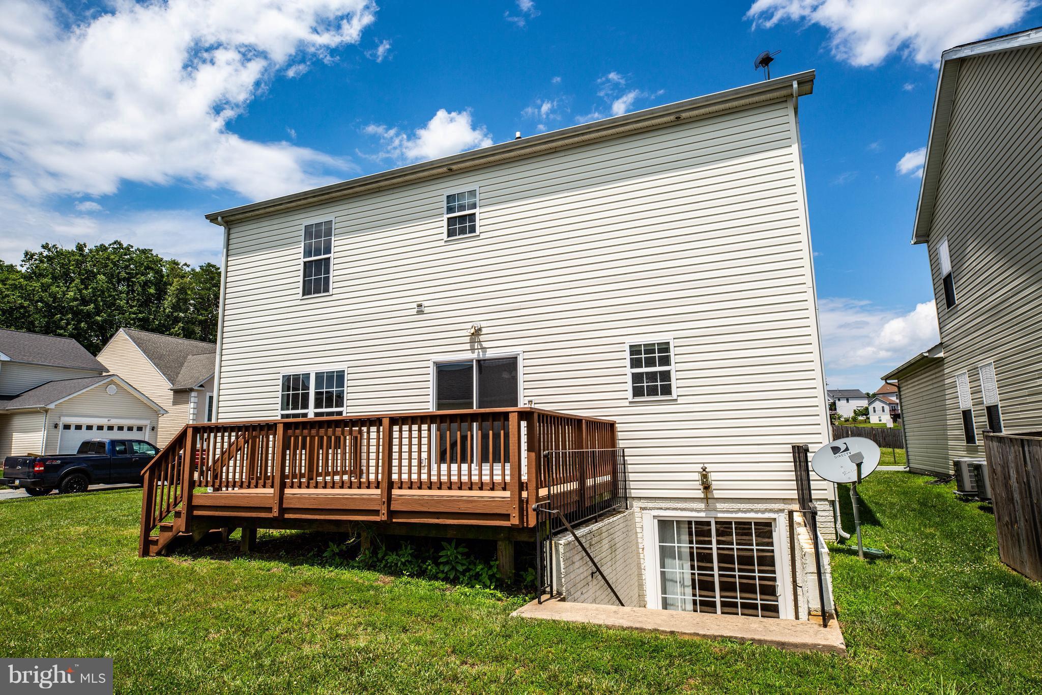 WIDEWATER VILLAGE - Residential Lease